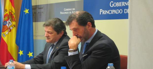 Pedro Luis Fernández, en primer término