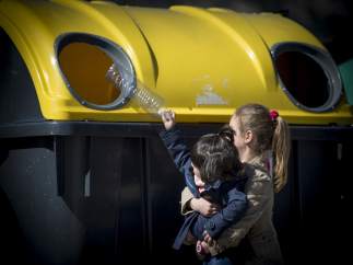 Imagen de reciclaje de plásticos