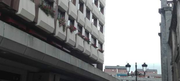 Incendio en piso de Salesas, en Oviedo