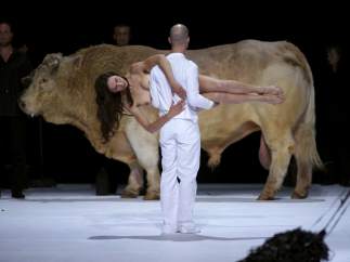 TORO EN LA ÓPERA