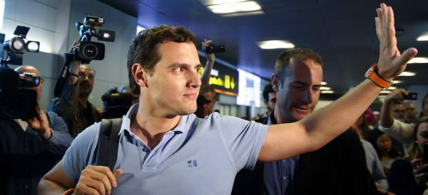 Albert Rivera pide a Pablo Iglesias que medie por los "presos políticos" de Venezuela