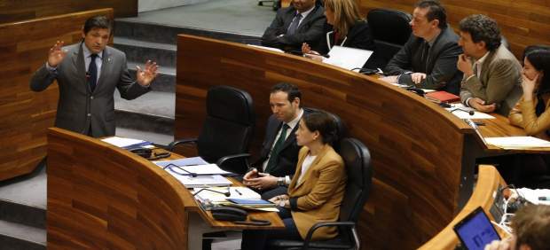 Javier Fernández en el Pleno. 