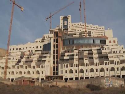 La zona de El Algarrobico no es urbanizable