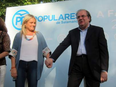 Mari Mar Blanco Junto Al Presidente De Castilla Y León, Juan Vicente Herrera