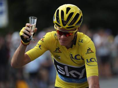Froome con champán