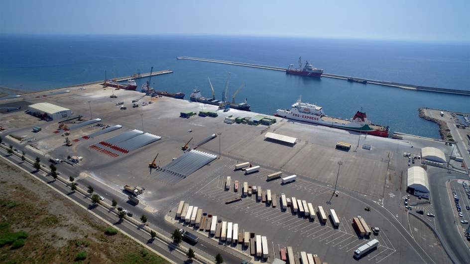 El Puerto de Motril presenta en la feria Fruit Attraction su potencial