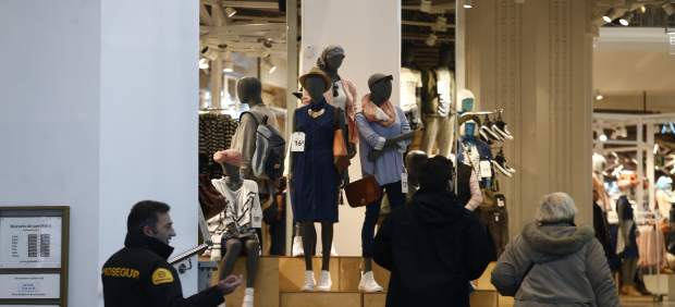 Primark de Gran Vía en Madrid, compra, compras, comprar, precios, IPC, consumo