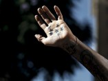 Gregory Halpern - Mano con estrellas