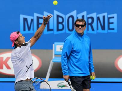 Rafa Nadal con su entrenador Toni