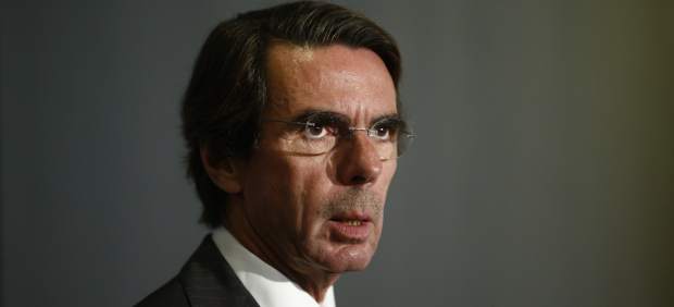 José María Aznar renuncia a la presidencia de honor del PP 382291-620-282