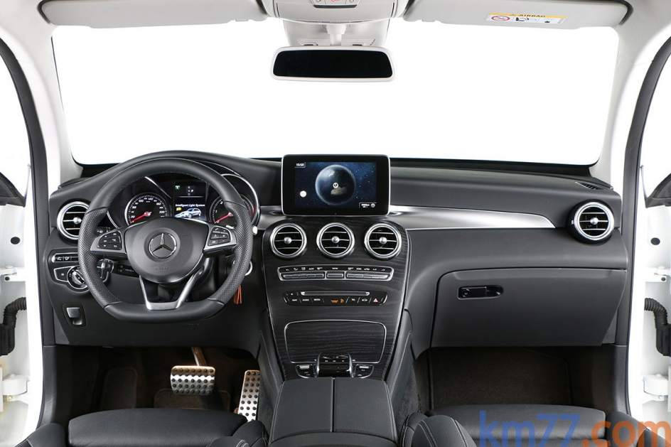 Aspecto interior del Mercedes-Benz GLC Coupé