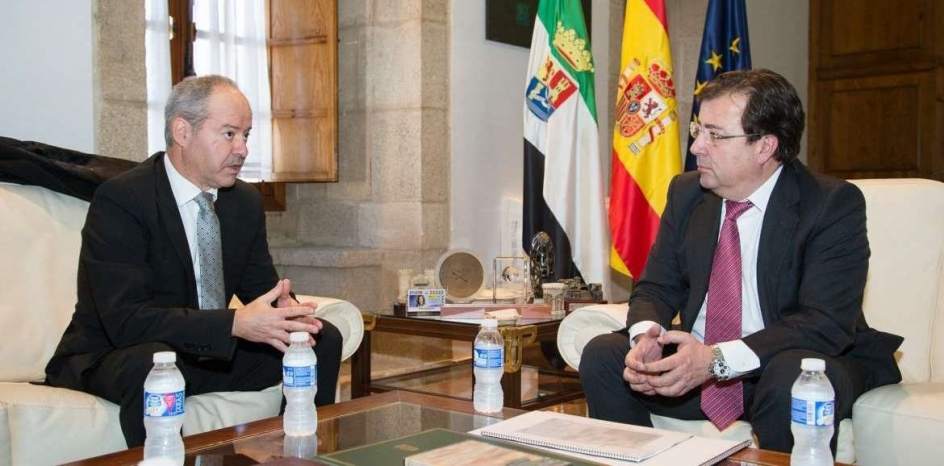 O presidente do Porto de Sines enfatiza a "importância" para conectar-se a plataforma com a infra-estrutura de Badajoz   404411-944-466
