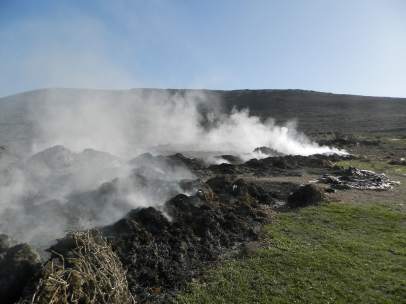Quema de residuos agrícolas en Almería.