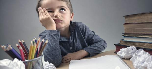 Notas y deberes escolares