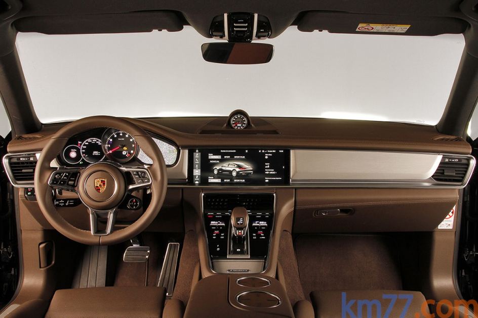 Interior del Porsche Panamera 4S