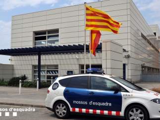Mossos d'Esquadra.