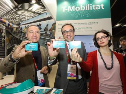 A.Poveda (AMB), el conseller J.Rull y la concejal de Barcelona M.Vidal
