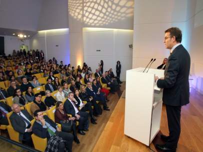 El presidente de la Xunta, Alberto Núñez Feijóo, en una jornada en Santiago.