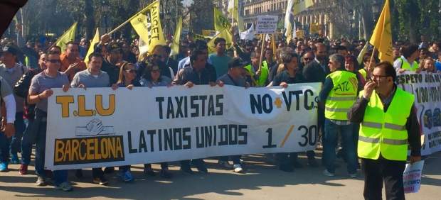 Imagen de la manifestación de taxistas en Arc del Triomf de Barcelona.