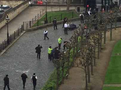 Dos heridos, a las puertas del Parlamento británico