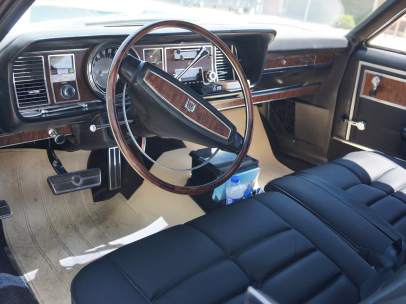 Interior de coche clásico