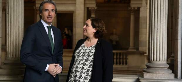 Íñigo de la Serna y Ada Colau. Íñigo de la Serna y Ada Colau.
