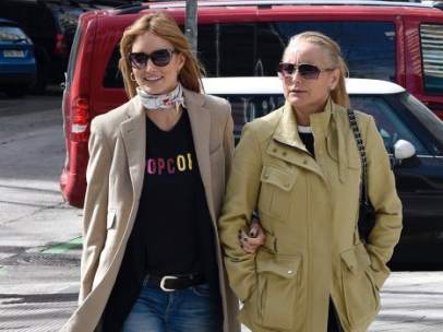 Alba Carrillo y Lucía Pariente