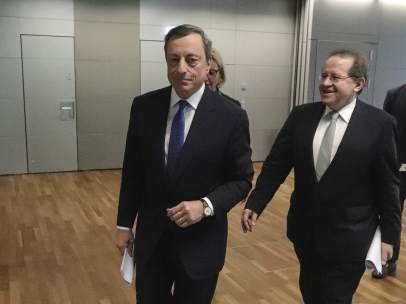 Mario Draghi y Vítor Constancio