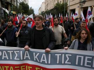 Protestas contra nuevos recortes en Grecia