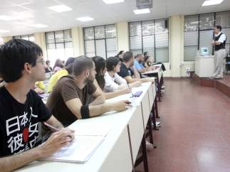 Estudiantes de la Universidad De Sevilla