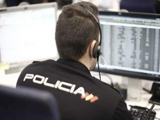 Policía Nacional en la Jefatura Superior de Policía de Madrid