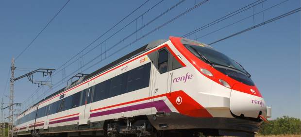 Tren de Cercanías Renfe turismo viaje ferroviario