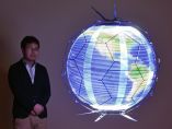 Dron esférico que proyecta imágenes LED Dron esférico que proyecta imágenes LED