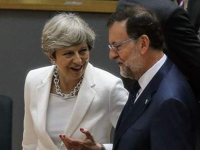 Rajoy y May