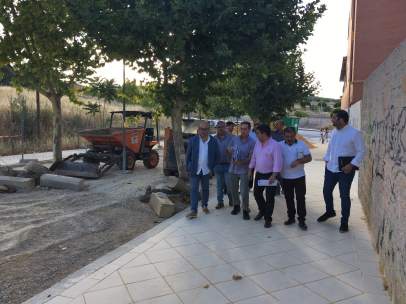Reyes visita las obras en Fuente de la Mimbre de Jaén capital