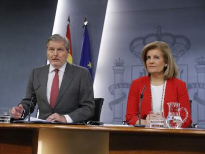 Íñigo Méndez de Vigo y Fátima Bañez