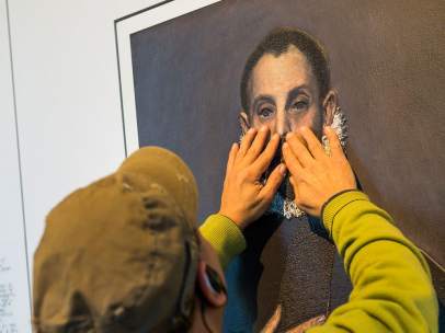 Reproducción en relieve de 'El caballero de la mano en el pecho'