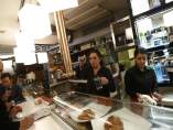 Trabajador, Trabajando, Camarero, Bar, Autónomo, Consumo, Alcohol
