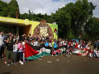 El consejero con los niños