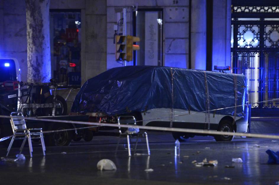 La furgoneta del atentado en la Rambla de Barcelona