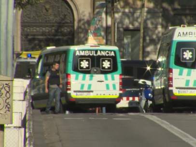 13 muertos y 80 heridos en el atentado en La Rambla.