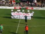 Protesta de La Naval en campo de fútbol