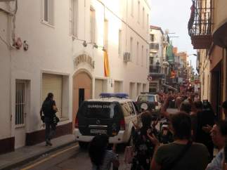 Echan a la Guardia Civil de un hotel en Calella