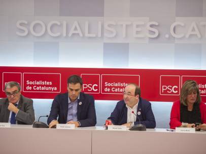 Àngel Ros, presidente del PSC; Pedro Sánchez, líder del PSOE; Miquel Iceta, primer secretario del PSC, y su número dos, Núria Marín.