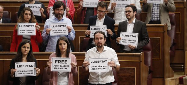 Pidiendo libertad para 'los Jordis'