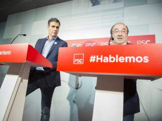 Los líderes de PSOE y PSC, Pedro Sánchez y Miquel Iceta.