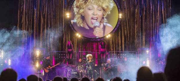 Imitación de la actuación de Tina Turner en 'Stars in Concert'.