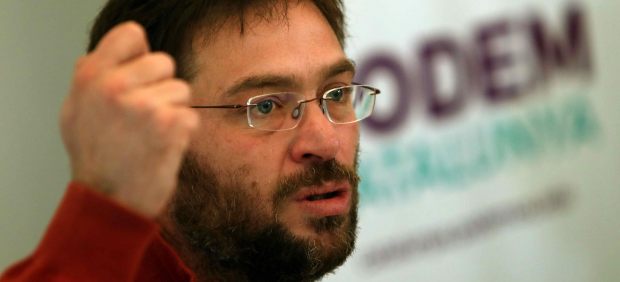 Fachin dimite como secretario general de Podem