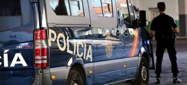 Policía