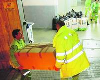 Les esquerdes als pisos de fora de l’àrea del cràter també es revisaran Les esquerdes als pisos de fora de l’àrea del cràter també es revisaran